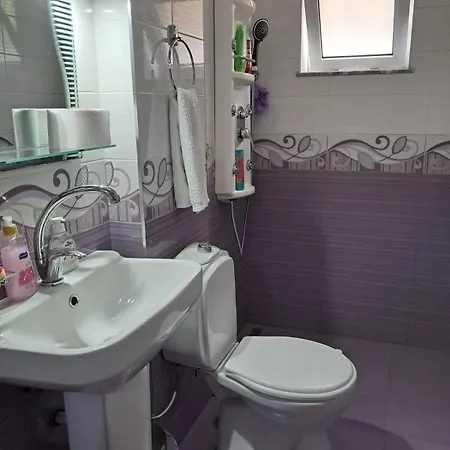 アパート Lovely One-bedroom With Private Entrance *