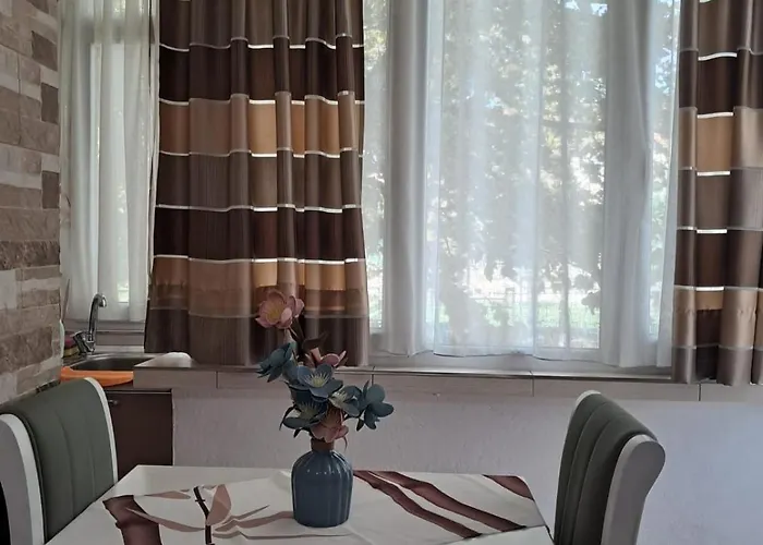 Apartamento Lovely One-bedroom With Private Entrance